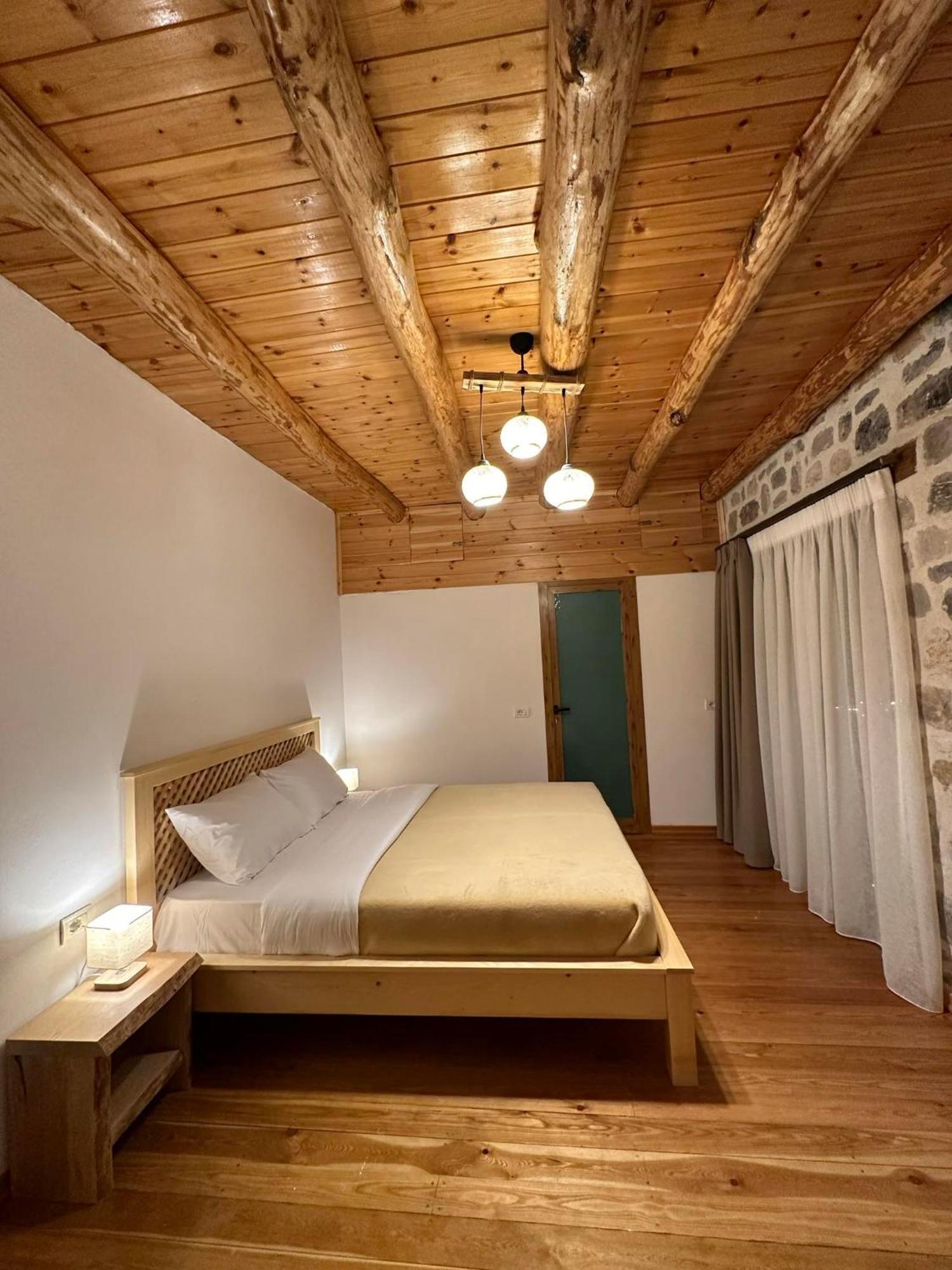 Valter & Drita'S Guesthouse Theth Exterior foto