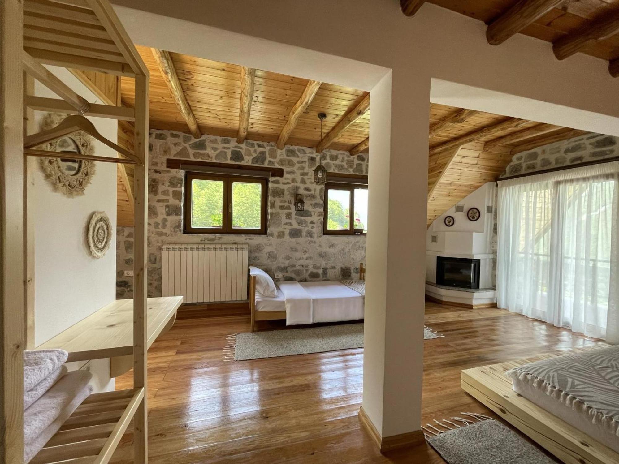 Valter & Drita'S Guesthouse Theth Exterior foto